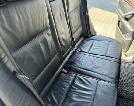 Серый БМВ Х5, объемом двигателя 3 л и пробегом 300 тыс. км за 10999 $, фото 10 на Automoto.ua