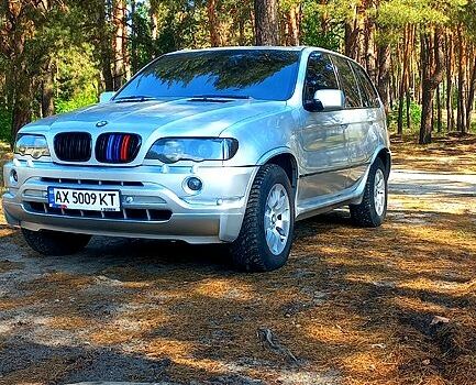 Серый БМВ Х5, объемом двигателя 4.6 л и пробегом 280 тыс. км за 9999 $, фото 1 на Automoto.ua