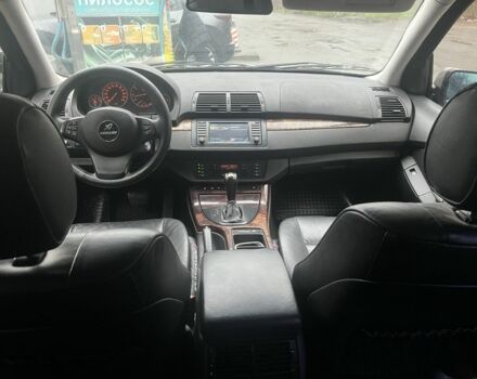 Серый БМВ Х5, объемом двигателя 3 л и пробегом 272 тыс. км за 5700 $, фото 15 на Automoto.ua