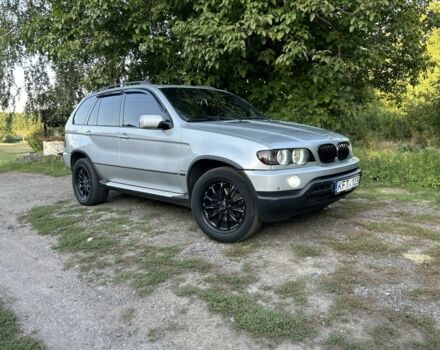 Серый БМВ Х5, объемом двигателя 3 л и пробегом 305 тыс. км за 3499 $, фото 4 на Automoto.ua