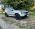 Серый БМВ Х5, объемом двигателя 3 л и пробегом 305 тыс. км за 3499 $, фото 4 на Automoto.ua