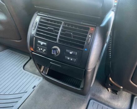 Серый БМВ Х5, объемом двигателя 3 л и пробегом 380 тыс. км за 7950 $, фото 7 на Automoto.ua