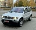 Серый БМВ Х5, объемом двигателя 3 л и пробегом 300 тыс. км за 3450 $, фото 1 на Automoto.ua