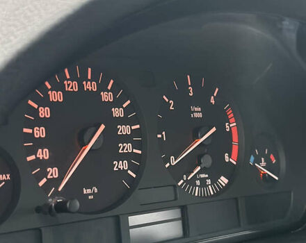 Серый БМВ Х5, объемом двигателя 2.93 л и пробегом 280 тыс. км за 10500 $, фото 16 на Automoto.ua