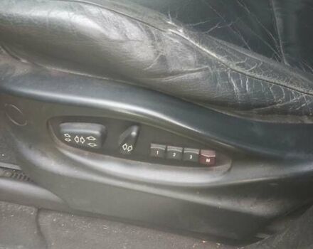 Серый БМВ Х5, объемом двигателя 3 л и пробегом 340 тыс. км за 5000 $, фото 11 на Automoto.ua