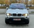 Серый БМВ Х5, объемом двигателя 3 л и пробегом 300 тыс. км за 3450 $, фото 7 на Automoto.ua