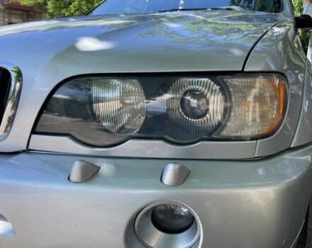 Серый БМВ Х5, объемом двигателя 3 л и пробегом 350 тыс. км за 8000 $, фото 4 на Automoto.ua