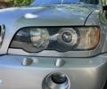 Серый БМВ Х5, объемом двигателя 3 л и пробегом 350 тыс. км за 8000 $, фото 4 на Automoto.ua