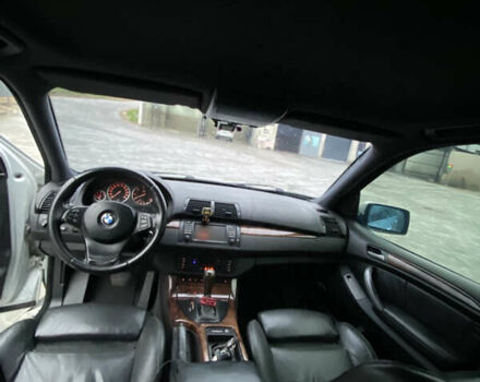 Серый БМВ Х5, объемом двигателя 2.99 л и пробегом 440 тыс. км за 9800 $, фото 19 на Automoto.ua