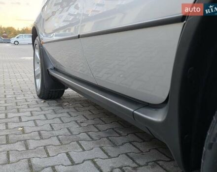Серый БМВ Х5, объемом двигателя 3 л и пробегом 295 тыс. км за 7999 $, фото 34 на Automoto.ua