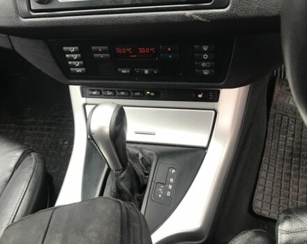 Серый БМВ Х5, объемом двигателя 3 л и пробегом 225 тыс. км за 3700 $, фото 5 на Automoto.ua