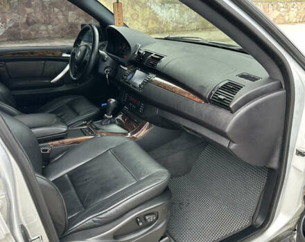 Сірий БМВ Х5, об'ємом двигуна 2.98 л та пробігом 281 тис. км за 7500 $, фото 19 на Automoto.ua