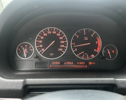 Серый БМВ Х5, объемом двигателя 3 л и пробегом 272 тыс. км за 5700 $, фото 16 на Automoto.ua