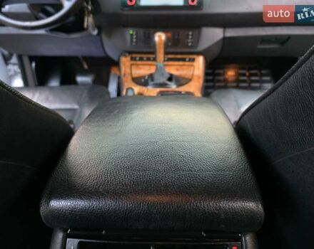 Серый БМВ Х5, объемом двигателя 3 л и пробегом 295 тыс. км за 7999 $, фото 94 на Automoto.ua