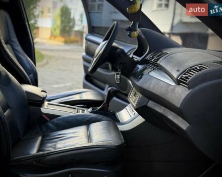 Серый БМВ Х5, объемом двигателя 4.6 л и пробегом 240 тыс. км за 6700 $, фото 33 на Automoto.ua