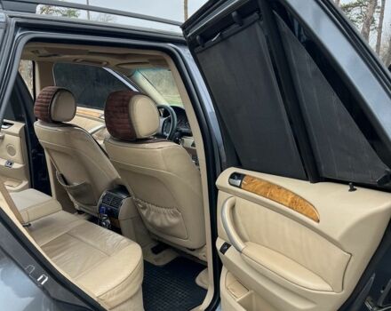 Серый БМВ Х5, объемом двигателя 3 л и пробегом 270 тыс. км за 7300 $, фото 10 на Automoto.ua
