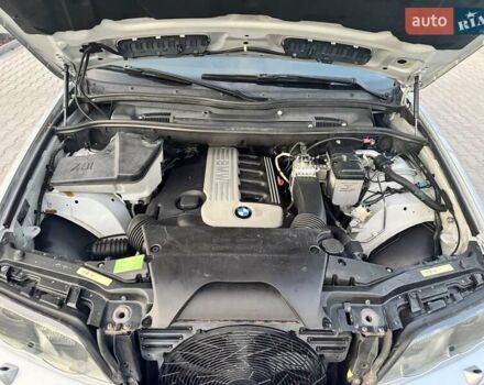 Сірий БМВ Х5, об'ємом двигуна 3 л та пробігом 350 тис. км за 9300 $, фото 54 на Automoto.ua