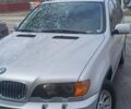 Серый БМВ Х5, объемом двигателя 3 л и пробегом 347 тыс. км за 5400 $, фото 1 на Automoto.ua