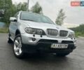 Серый БМВ Х5, объемом двигателя 4.4 л и пробегом 318 тыс. км за 9000 $, фото 1 на Automoto.ua