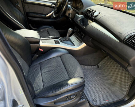 Сірий БМВ Х5, об'ємом двигуна 4.62 л та пробігом 248 тис. км за 11000 $, фото 12 на Automoto.ua