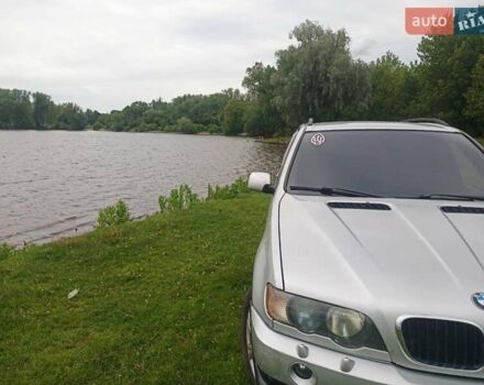 Серый БМВ Х5, объемом двигателя 3 л и пробегом 340 тыс. км за 5000 $, фото 4 на Automoto.ua