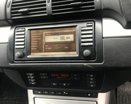 Серый БМВ Х5, объемом двигателя 3 л и пробегом 225 тыс. км за 3700 $, фото 6 на Automoto.ua