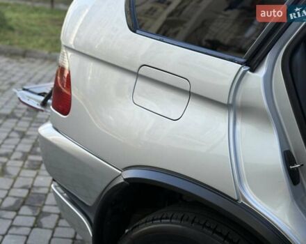 Серый БМВ Х5, объемом двигателя 4.6 л и пробегом 240 тыс. км за 6700 $, фото 84 на Automoto.ua