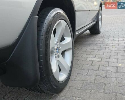 Серый БМВ Х5, объемом двигателя 3 л и пробегом 295 тыс. км за 7999 $, фото 46 на Automoto.ua