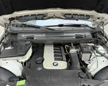 Серый БМВ Х5, объемом двигателя 3 л и пробегом 2 тыс. км за 4950 $, фото 9 на Automoto.ua