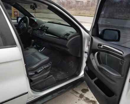 Сірий БМВ Х5, об'ємом двигуна 3 л та пробігом 400 тис. км за 9000 $, фото 6 на Automoto.ua