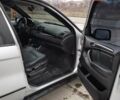 Сірий БМВ Х5, об'ємом двигуна 3 л та пробігом 400 тис. км за 9000 $, фото 6 на Automoto.ua