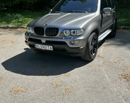 Серый БМВ Х5, объемом двигателя 3 л и пробегом 327 тыс. км за 13000 $, фото 4 на Automoto.ua