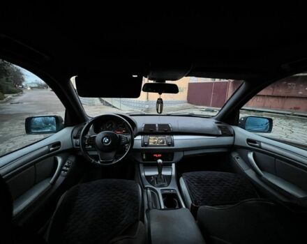 Серый БМВ Х5, объемом двигателя 3 л и пробегом 332 тыс. км за 5300 $, фото 8 на Automoto.ua