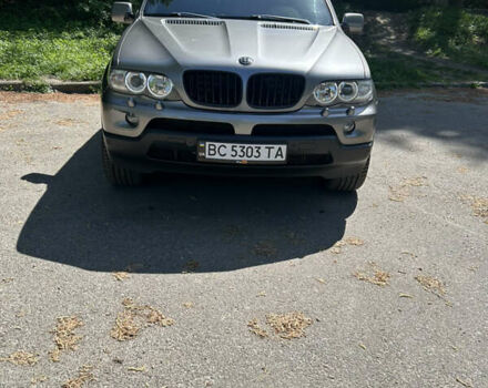 Серый БМВ Х5, объемом двигателя 3 л и пробегом 327 тыс. км за 13000 $, фото 5 на Automoto.ua