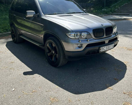 Серый БМВ Х5, объемом двигателя 3 л и пробегом 327 тыс. км за 13000 $, фото 6 на Automoto.ua