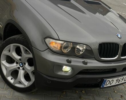 Серый БМВ Х5, объемом двигателя 3 л и пробегом 390 тыс. км за 7900 $, фото 1 на Automoto.ua