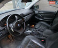 Серый БМВ Х5, объемом двигателя 3 л и пробегом 400 тыс. км за 8000 $, фото 2 на Automoto.ua