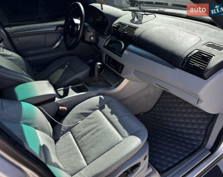 Серый БМВ Х5, объемом двигателя 3 л и пробегом 451 тыс. км за 13999 $, фото 45 на Automoto.ua