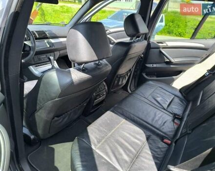 Серый БМВ Х5, объемом двигателя 3 л и пробегом 315 тыс. км за 6912 $, фото 6 на Automoto.ua