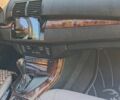 Серый БМВ Х5, объемом двигателя 3 л и пробегом 570 тыс. км за 8500 $, фото 3 на Automoto.ua