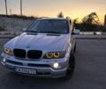 Серый БМВ Х5, объемом двигателя 3 л и пробегом 500 тыс. км за 6000 $, фото 1 на Automoto.ua