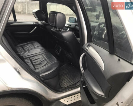 Серый БМВ Х5, объемом двигателя 3 л и пробегом 225 тыс. км за 3700 $, фото 4 на Automoto.ua