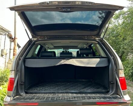 Серый БМВ Х5, объемом двигателя 3 л и пробегом 419 тыс. км за 9500 $, фото 8 на Automoto.ua