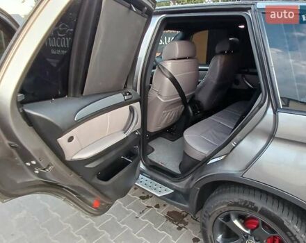 Серый БМВ Х5, объемом двигателя 3 л и пробегом 260 тыс. км за 12000 $, фото 21 на Automoto.ua