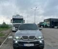 Серый БМВ Х5, объемом двигателя 3 л и пробегом 416 тыс. км за 10500 $, фото 1 на Automoto.ua