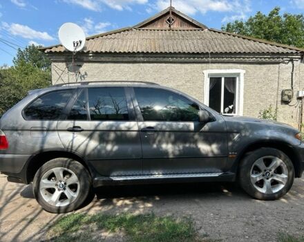 Серый БМВ Х5, объемом двигателя 3 л и пробегом 419 тыс. км за 9500 $, фото 7 на Automoto.ua