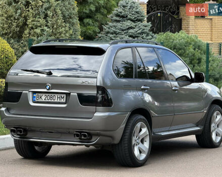 Серый БМВ Х5, объемом двигателя 3 л и пробегом 490 тыс. км за 11500 $, фото 1 на Automoto.ua