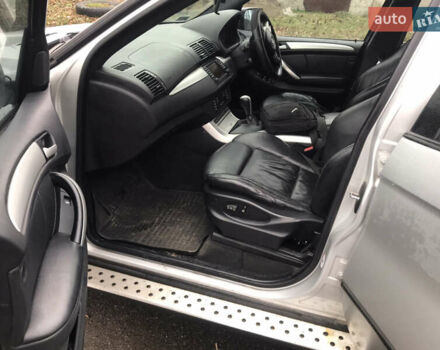 Серый БМВ Х5, объемом двигателя 3 л и пробегом 225 тыс. км за 3700 $, фото 12 на Automoto.ua