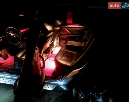 Серый БМВ Х5, объемом двигателя 3.01 л и пробегом 300 тыс. км за 4200 $, фото 1 на Automoto.ua