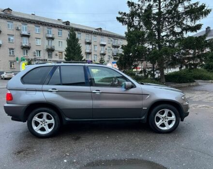 Серый БМВ Х5, объемом двигателя 3 л и пробегом 332 тыс. км за 5300 $, фото 1 на Automoto.ua